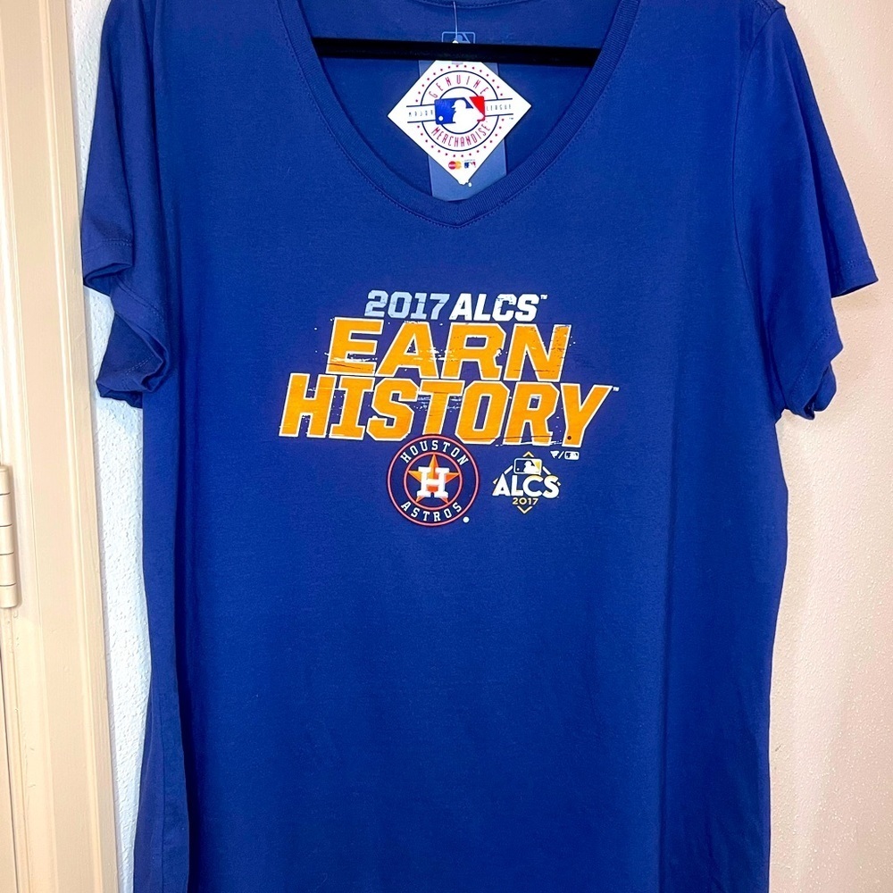 Blue 2017 ALCS 2XL Shirt‎ with Tags - 1 small pin hole in the back - see 2nd pic